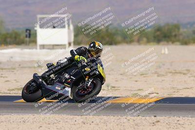 media/Oct-08-2023-CVMA (Sun) [[dbfe88ae3c]]/Race 5 Amateur Supersport Open/